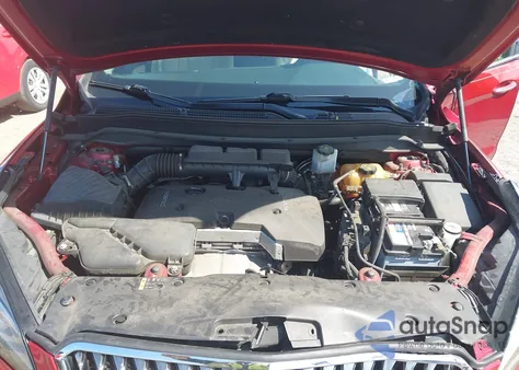 2017 Buick Envision Essence z USA, uszkodzony, nr VIN LRBFXBSAXHD112704